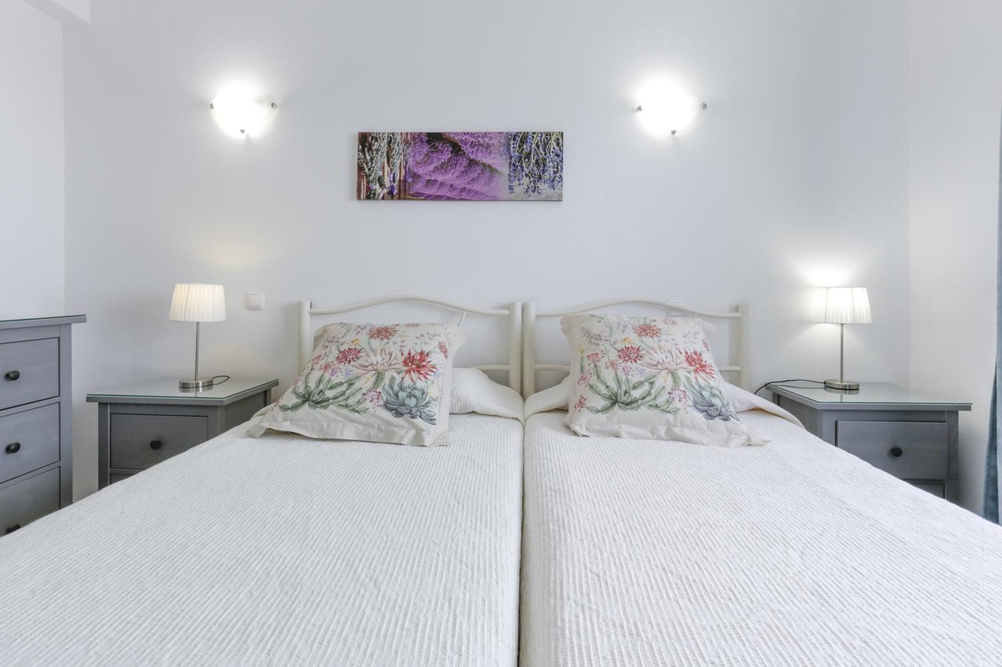 Apartamento Tyler อัลวอร์ ภายนอก รูปภาพ